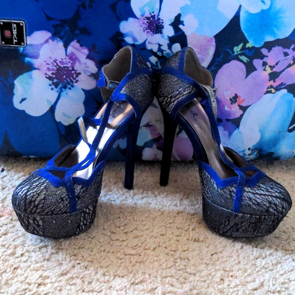 Qupid Shoes Qupid Blue And Silver Heels Poshmark